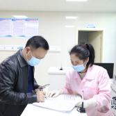 渌口区委书记李晓彤调研疫情防控工作并接种新冠疫苗加强针