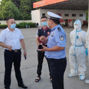 株洲：5小时跨境紧急转运 将滞留江西的42名师生护送至隔离点