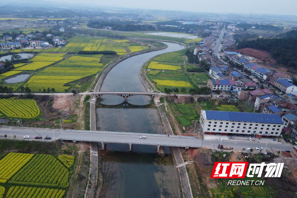 攸县“河长”绘出新江景