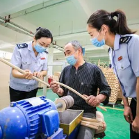 荷塘税务：用心用情呵护“小店经济”成长