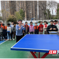 莲塘小学开展乒乓球比赛