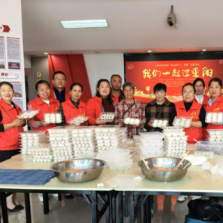 风送暖润重阳 炎陵敬老情意浓