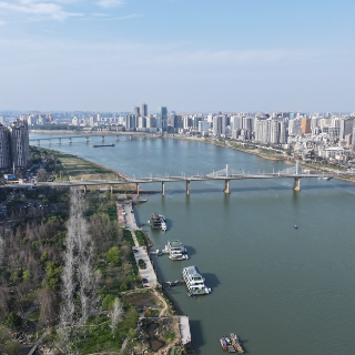 曹慧泉主持召开株洲市委常委会2025年第30次会议