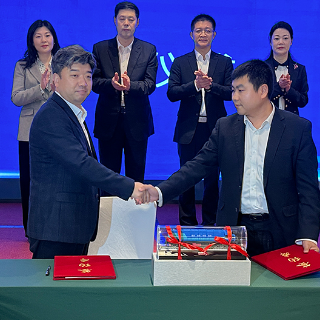 山西·湖南（株洲）轨道交通装备产业对接座谈会暨项目签约仪式举行