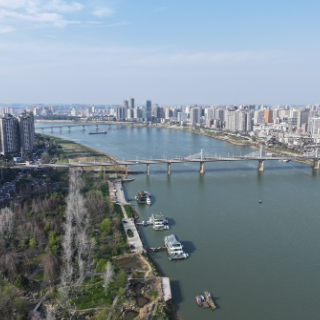 株洲市委书记曹慧泉主持召开市委财经委员会（扩大）会议