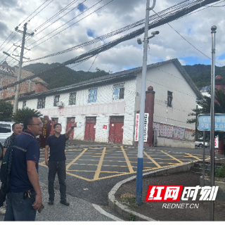炎陵县船形乡人大代表推动杆线整治，绘就乡村“无线”美景