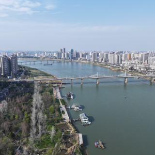 曹慧泉主持召开株洲市委常委会2025年第20次会议