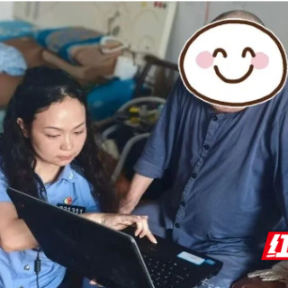 芦淞公安为民服务“零距离” 上门办证解民忧