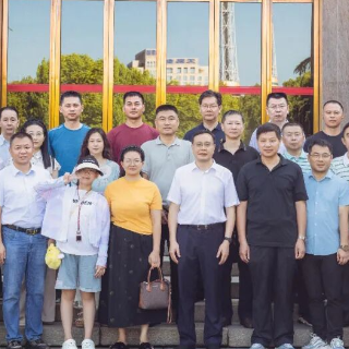 株洲组织开展2025年专家人才疗休活动