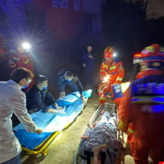 空地一体协同作战 芦淞公安8小时寻回走失八旬老人