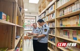 护航“三考” 净化市场 渌口区开展考前文化市场专项检查