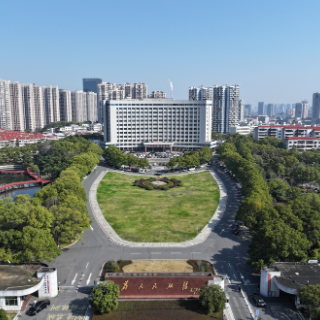 王建球研究调度重点信访问题化解工作