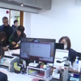 无需提前还贷 “带押过户”让住房交易更便捷 “带押过户”新模式广受好评