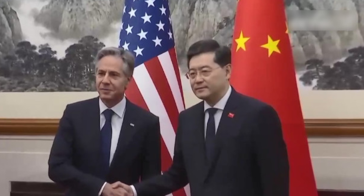 中美外长在北京举行会谈 双方同意落实两国元首巴厘岛会晤共识