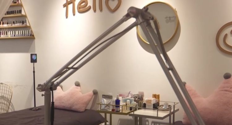 “轻医美”背后的乱象 销售商发货神秘 卖货谨慎