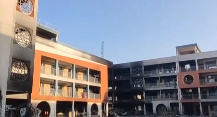 关注巴以局势·无学可上的“开学日” 联合国报告：超60万加沙学生无法上学