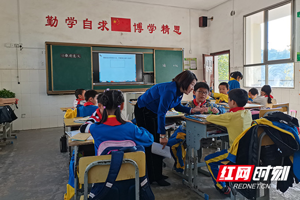 送课下乡.jpg