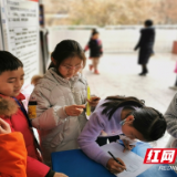 贺家土小学：红领巾超市又营业啦！