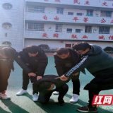 芦淞区贺家土小学开展反恐防暴安全演练活动