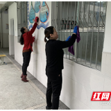 立人学校：清理校园卫生 助力疫情防控