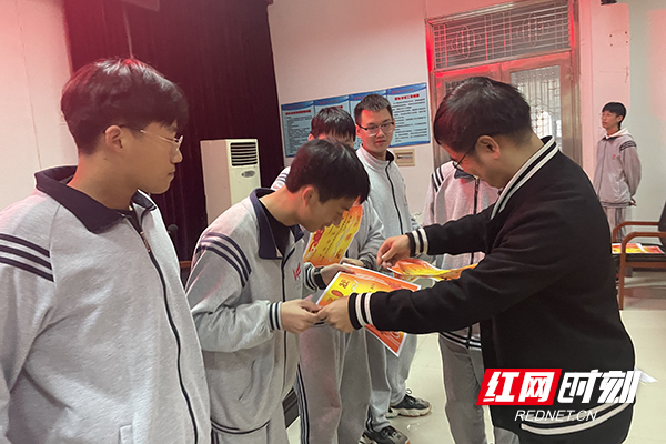 图片10.jpg