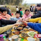 芦淞区杨家桥小学开展学生劳动综合实践活动 