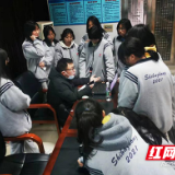 株洲市十八中：加强宣传队伍建设 提高业务技能水平