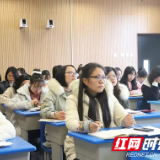 栗雨小学：落实“双减”重实效 专业培训促发展