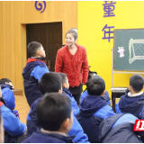 天元区栗雨小学：专家指导进课堂 唱歌教学上新阶