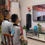 立人学校组织全体学生观看“我是接班人”开学第一课