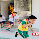 筑牢安全防线 白关中心小学消防安全演练