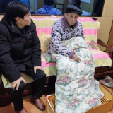 株洲市九方中学开展新春慰问老教师活动