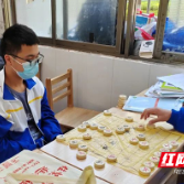 株洲市四中师生员工齐心协力守卫校园安全线
