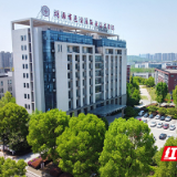 湖南有色金属职业技术学院：春风花草香 与君一同赏