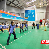 株洲市九方中学开展教职工气排球比赛