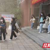 灾害来临如何逃生？湖南有色金属职院组织“沉浸式”疏散演练
