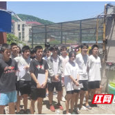 株洲市十八中校领导看望体育生和带队老师