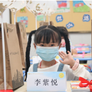 “你好，很高兴认识你！”天元区滨江小学一年级新生报到
