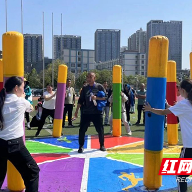 株洲市十八中参加全市首届“家长节”之亲子趣味运动会