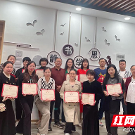 株洲市十八中高一年级召开秋季家长会