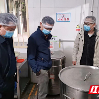 荷塘区教育局调研星光小学工作