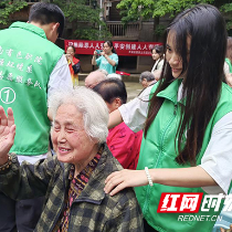 湖南有色职院：情系端午节 文化进社区