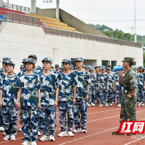 株洲市南方中学：当青春遇上迷彩