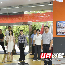 株洲市“双名计划”苏志勇初中名校长工作室赴建宁实验中学参观学习