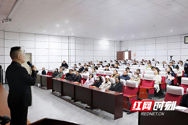 微信图片_2025-11-14_102142_209.jpg 微信图片_2025-11-14_102142_209.jpg