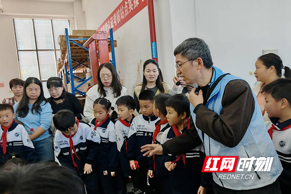 图片9.jpg 图片9.jpg