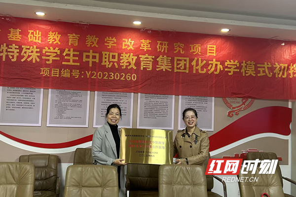 图片4.jpg 图片4.jpg