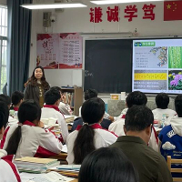株洲市四中三个名师工作室联合送教