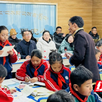 株洲与西藏扎囊县开展联合教研活动