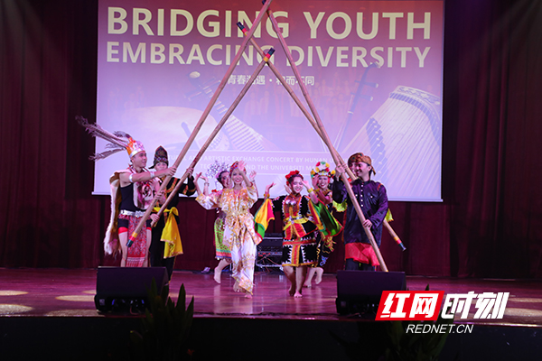 湖南工业大学与马来亚大学文化艺术交流音乐会举行